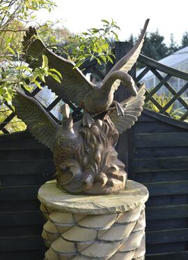 Bird sculpture